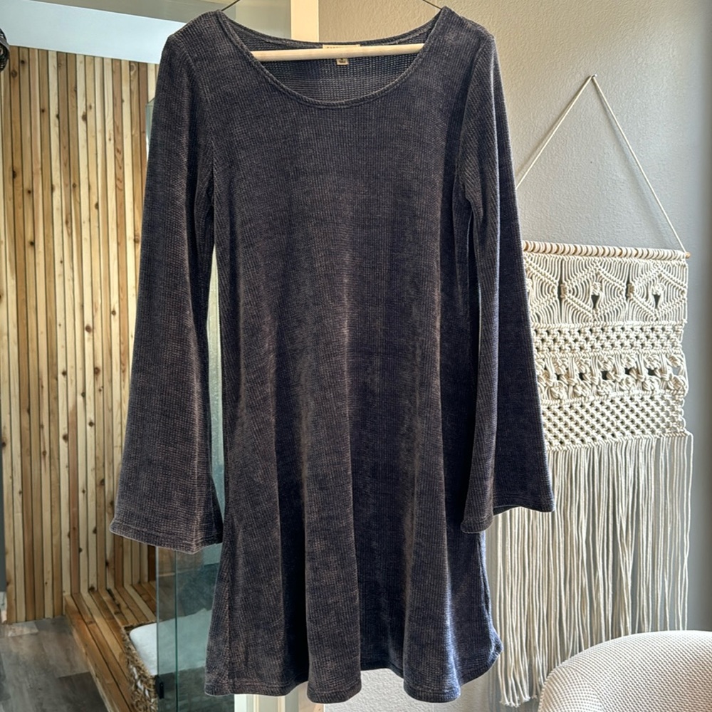 Blue velveteen mini dress with flared sleeves from Earthbound, size S